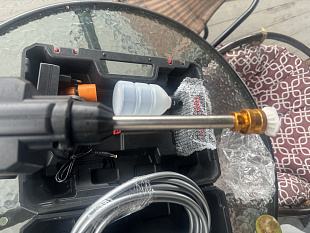 Автомойка Aккумуляторная в кейсе с комплектом аксессуаров